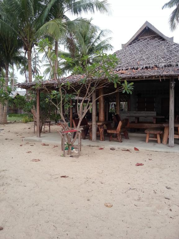 นิว โอโซน รีสอร์ท แอนด์ สปา เกาะลันตา ภายนอก รูปภาพ