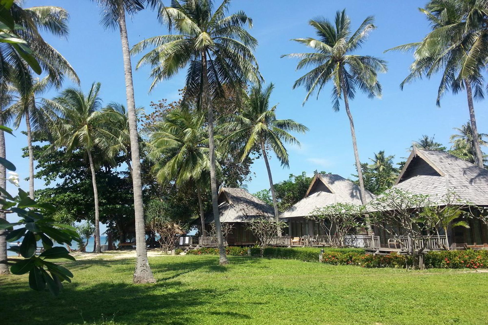 นิว โอโซน รีสอร์ท แอนด์ สปา เกาะลันตา ภายนอก รูปภาพ